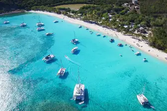 White Bay, on the south coast of Jost Van Dyke, BVI, is home to the famous Soggy Dollar Bar