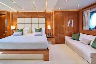 APMONIA’s full-beam master suite is impressively spacious