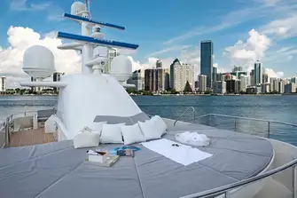 There is a huge sunpad forward and a jacuzzi aft of the mast