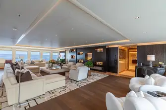The upper deck entertainment lounge