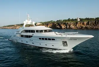 This family-friendly yacht is well set up for a large party of guests
