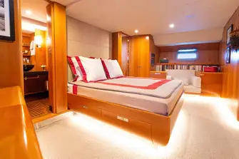 The inviting full-beam master cabin has plenty of storage and a generous en suite 
