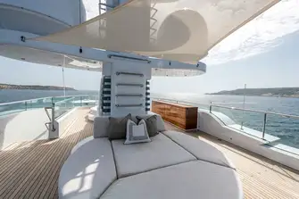 TALISMAN C - Fine uninterrupted views from the observation lounge above the hardtop