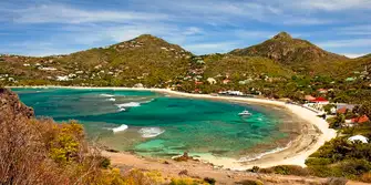Anse Lorient's offshore point break suits more experienced surfers