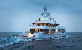 Hybrid propulsion gives her four power modes