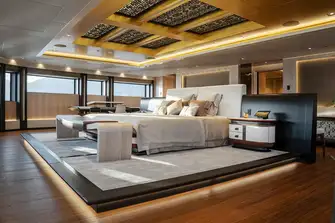 180-degree wraparound views in the owner's suite, which has its own private terrace