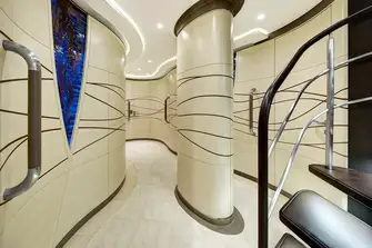 MONDANGO 3 - Curvaceous beauty in the lower deck guest lobby
