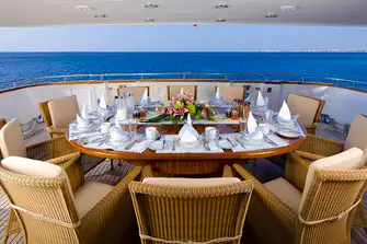 Bridge deck aft dining