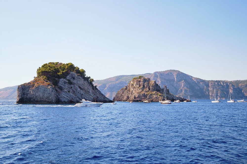Wonderful swimming in the protected nature reserve of the Li Galli islands