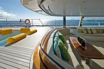 MONDANGO 3 - The curved glass panel rises to create a climate controlled 'winter garden' outside on the main deck