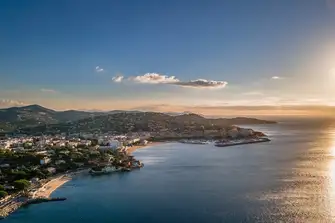 Sainte-Maxime is across the Golfe de Saint-Tropez from the eponymous town
