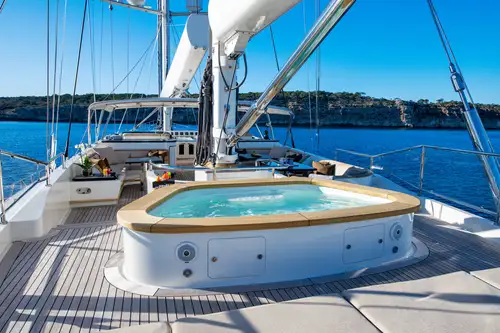 Sun deck jacuzzi
