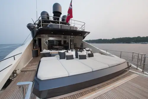 Main deck aft 