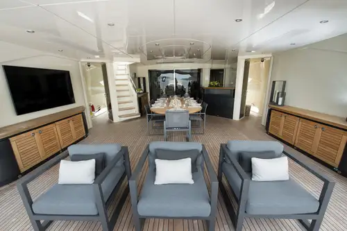 Main deck aft view fwd