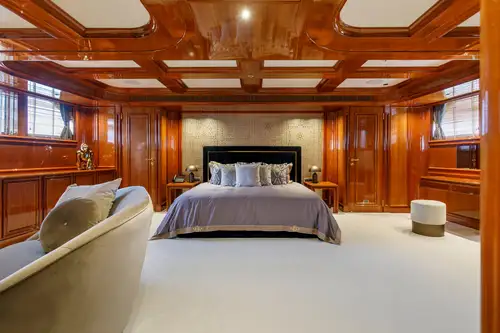 Master suite