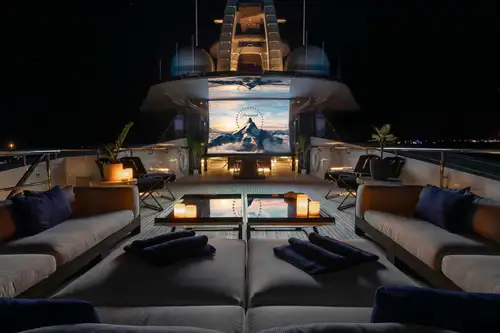 Sun deck cinema